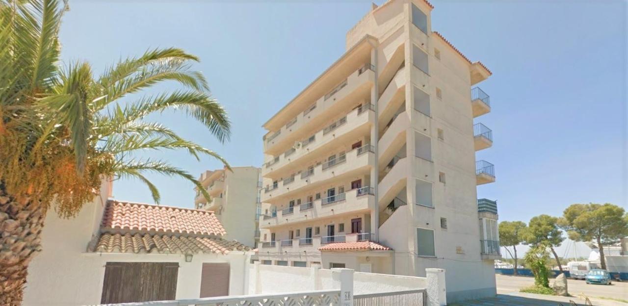 Holidays Penthouse Vues Panoramiques Sur Le Port Naval,Un Sejour Elegant Assure " Wifi Parquing Gratuit Roses Exterior photo