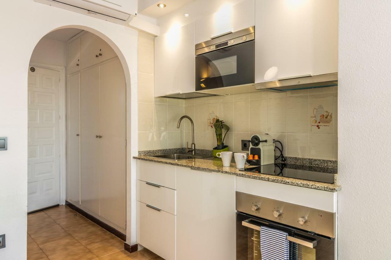 Holidays Penthouse Vues Panoramiques Sur Le Port Naval,Un Sejour Elegant Assure " Wifi Parquing Gratuit Roses Exterior photo