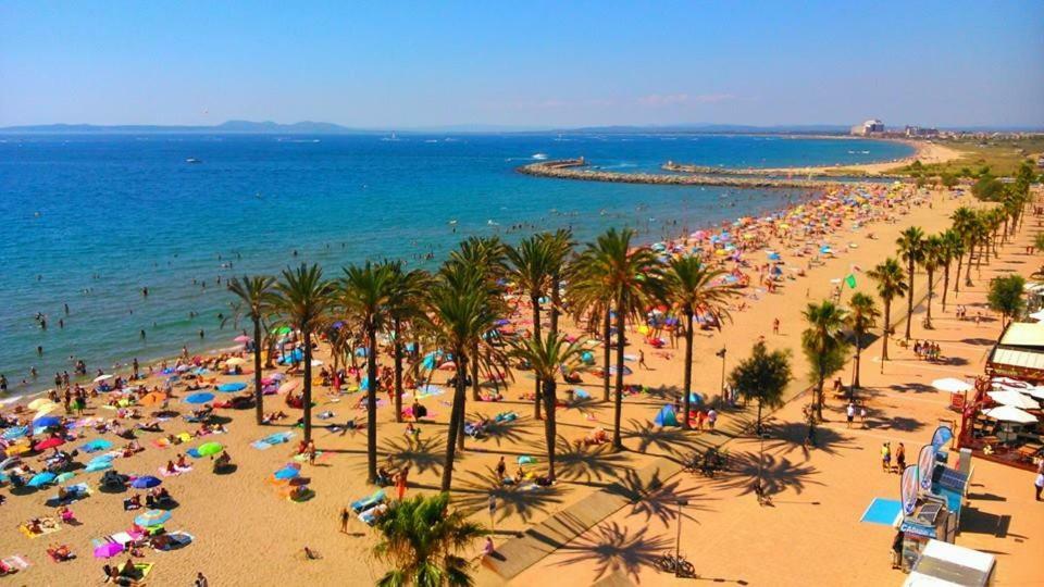 Holidays Penthouse Vues Panoramiques Sur Le Port Naval,Un Sejour Elegant Assure " Wifi Parquing Gratuit Roses Exterior photo
